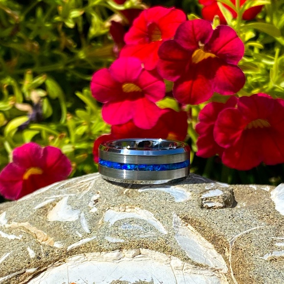 Custom tungsten and opal unisex ring - Picture 2 of 6